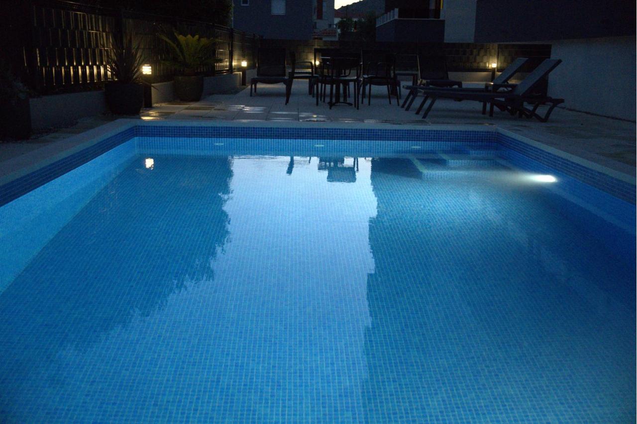 Blue Shell Apartma *